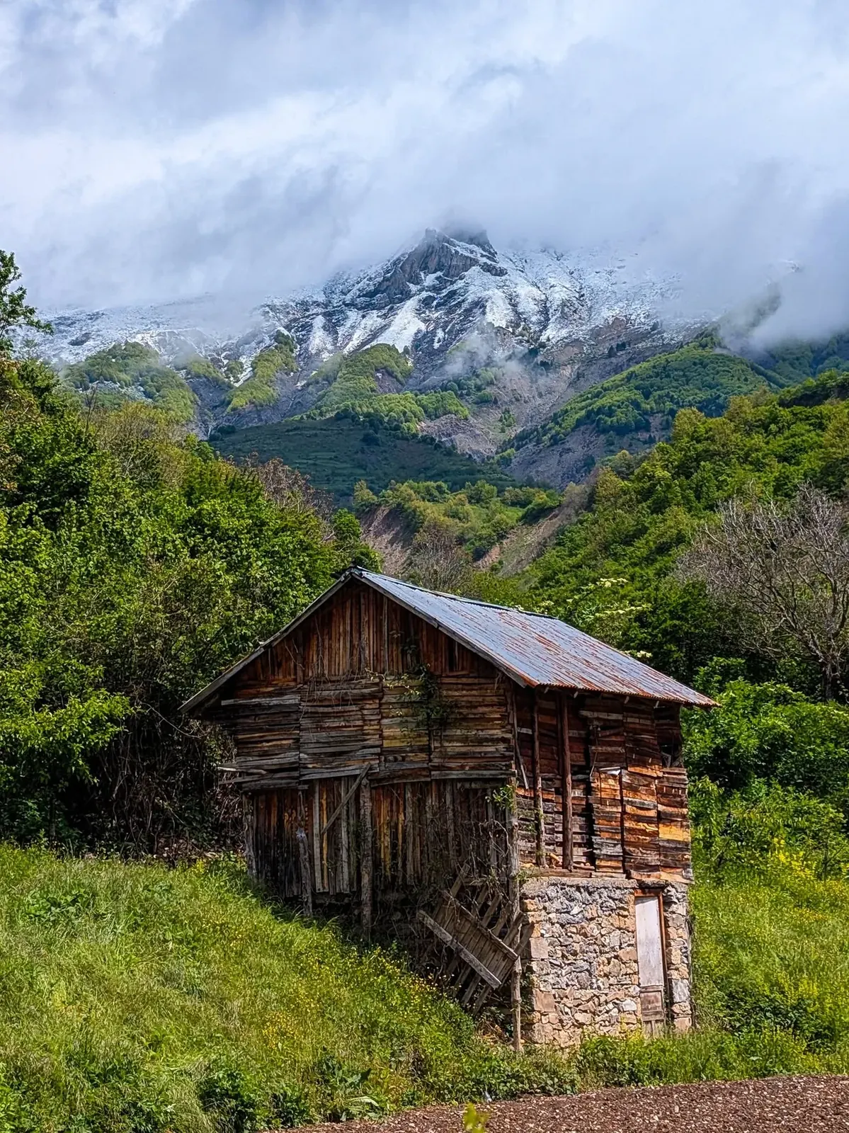Bellovë and the Old Mill